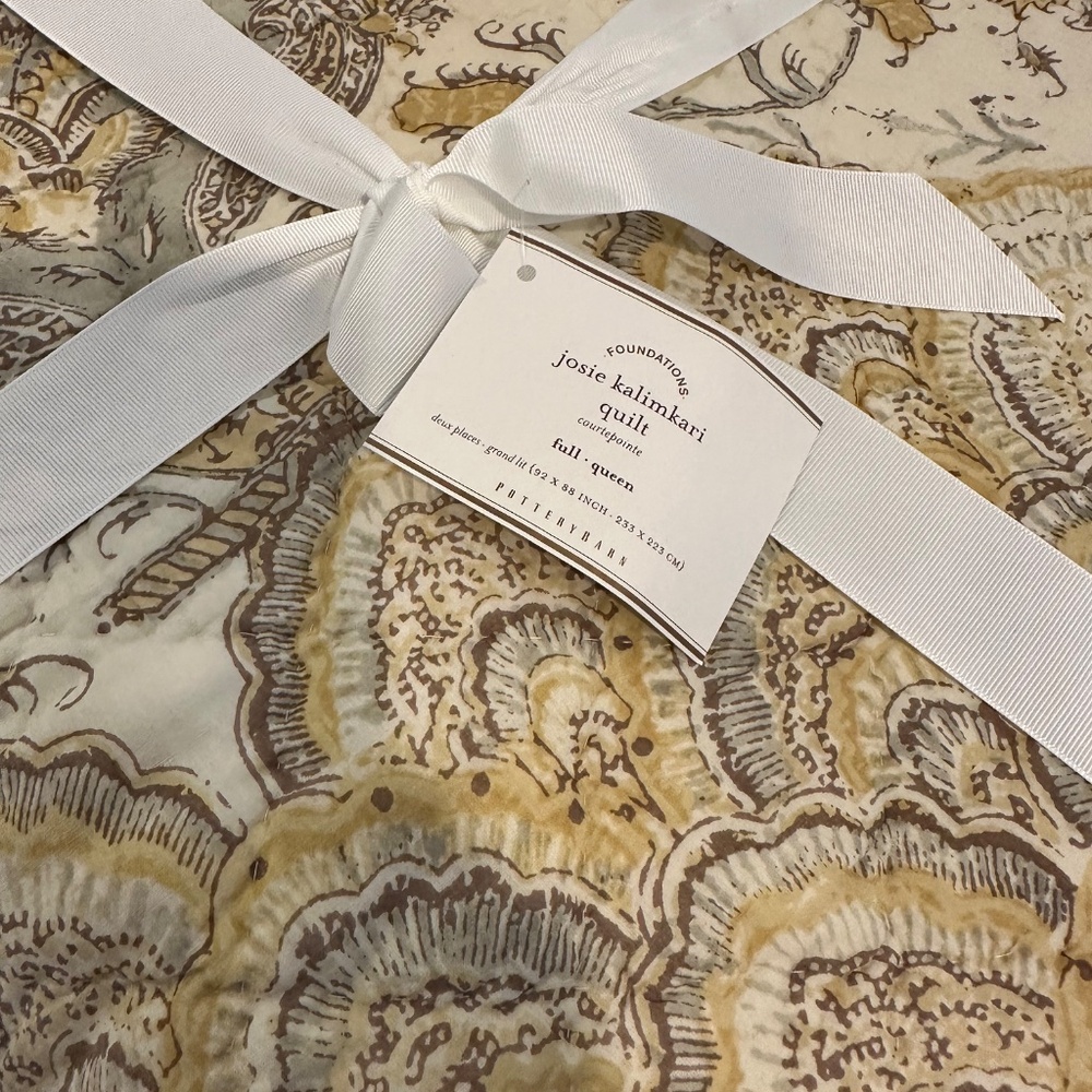 Pottery Barn Josie Kalimkari Quilt. NWT - Picture 3 of 3
